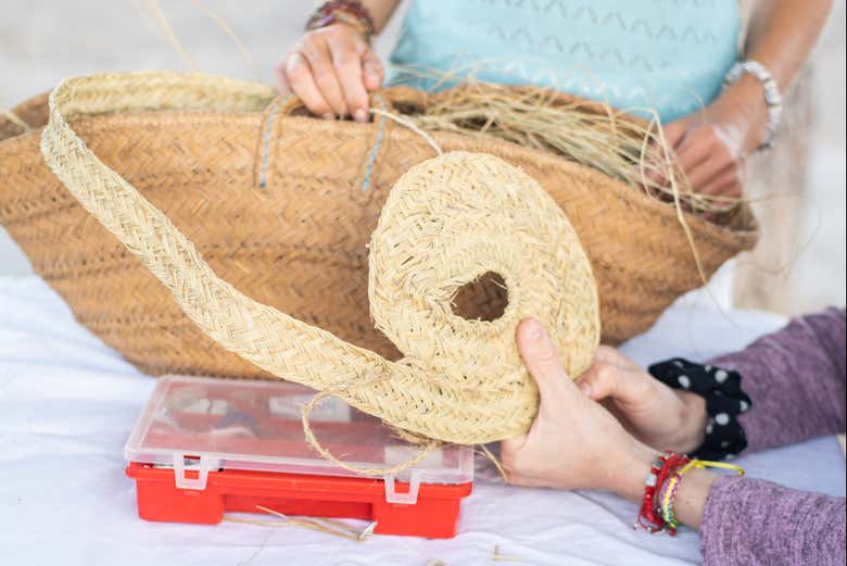 Taller de esparto en Dalt Vila, Ciudad