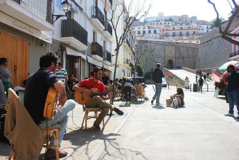 Visitaremos o pitoresco centro histórico de Ibiza