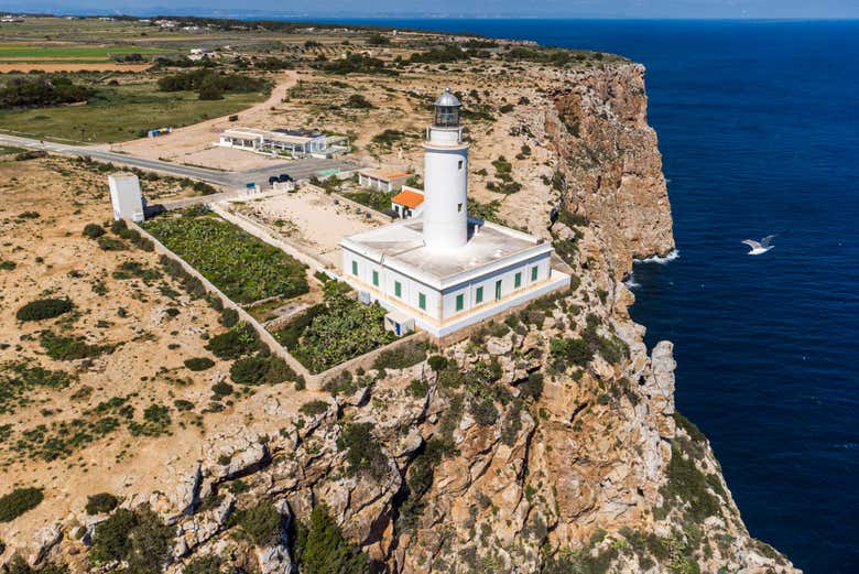 See La Mola lighthouse
