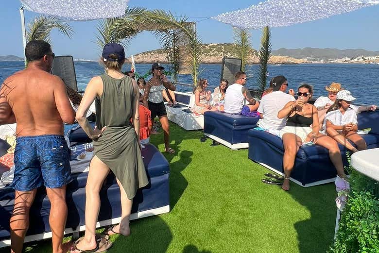 Profitez d'une balade en bateau à Ibiza