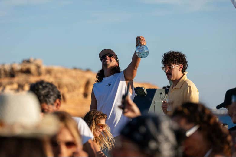 Enjoy a sunset party