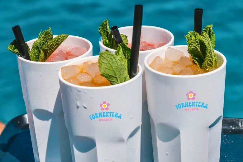 Cocktails à la vente à bord