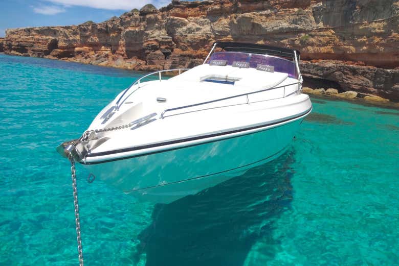 Aguas cristalinas del Mediterráneo