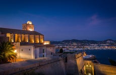 Tour nocturno por Ibiza ciudad y Dalt Vila