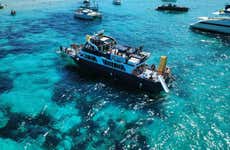 Tour di Ibiza, giro dell'isola in barca