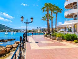 Hotel by the beach