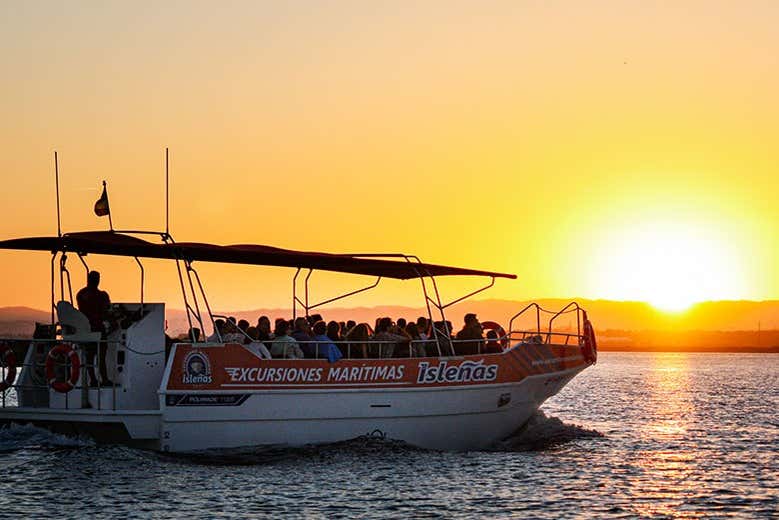 Balade en bateau au coucher de soleil