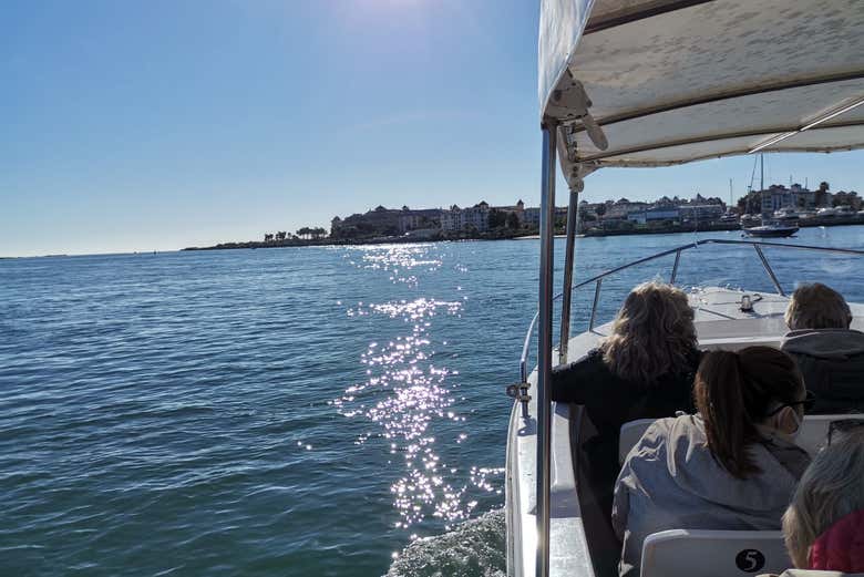 Navigation dans l'estuaire de Carreras