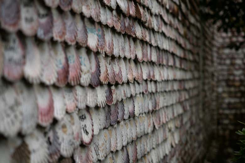Murs de la chapelle des coquillages