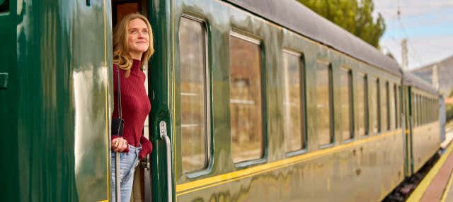 Expresso de Canfranc, trem turístico dos Pireneus aragoneses