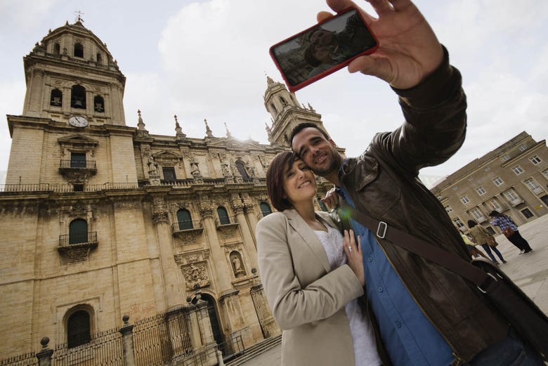 Selfie junto a la catedral de Jaén