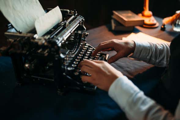 Miguel Hernández Tour