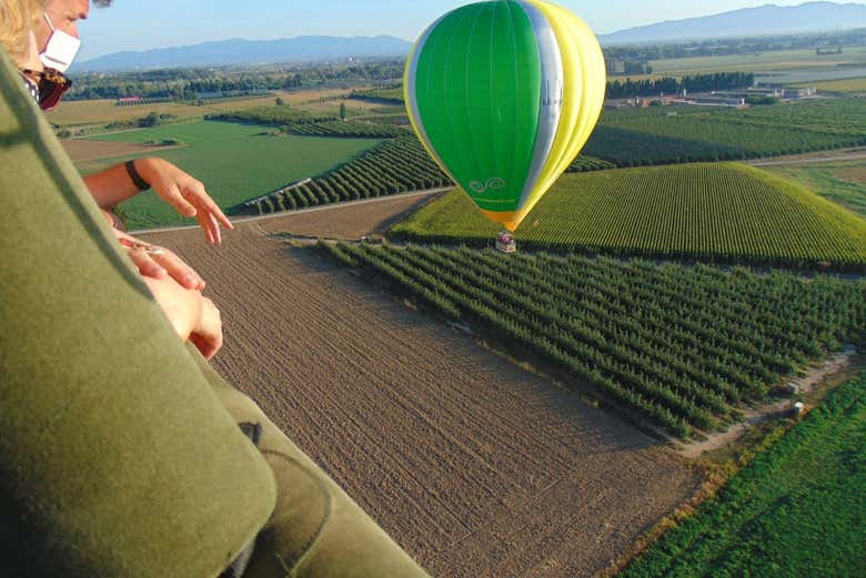 Voando no balão aerostático