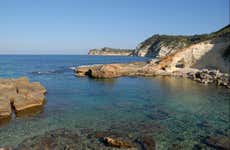 Excursão a Cala Blanca de catamarã