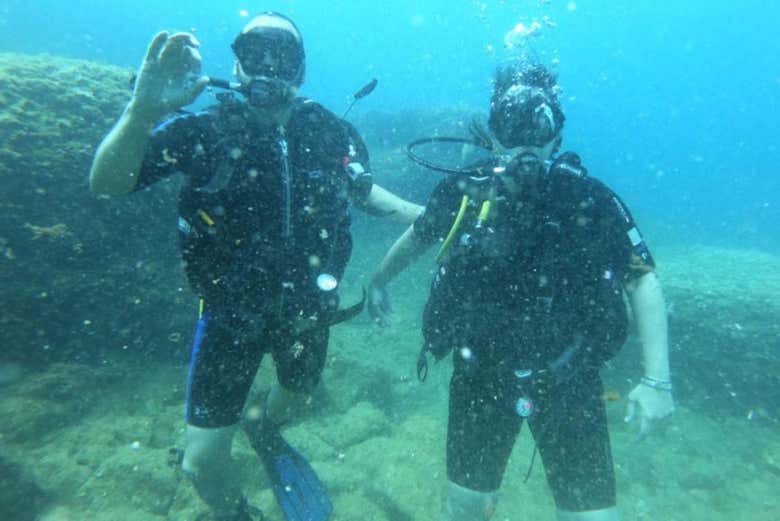 Buceando en las profundidades de la costa de Jávea