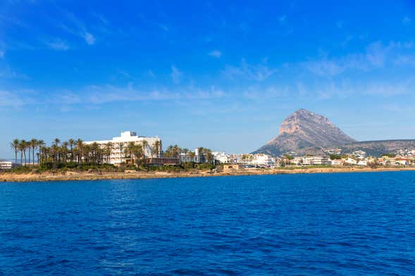 Balade en catamaran à Jávea avec barbecue