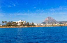 Paseo en catamarán por Jávea con barbacoa