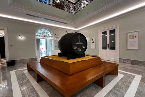 Visita al Palacio San Dionisio, el Museo del Vino de Jerez