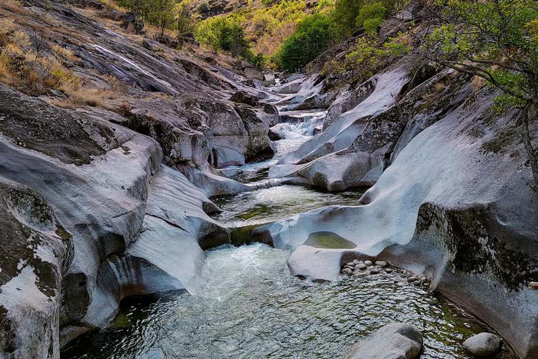 Agua cristalina de los pilones del Jerte