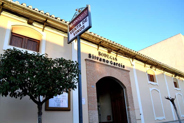 Entrée de la cave à vin Silvano García