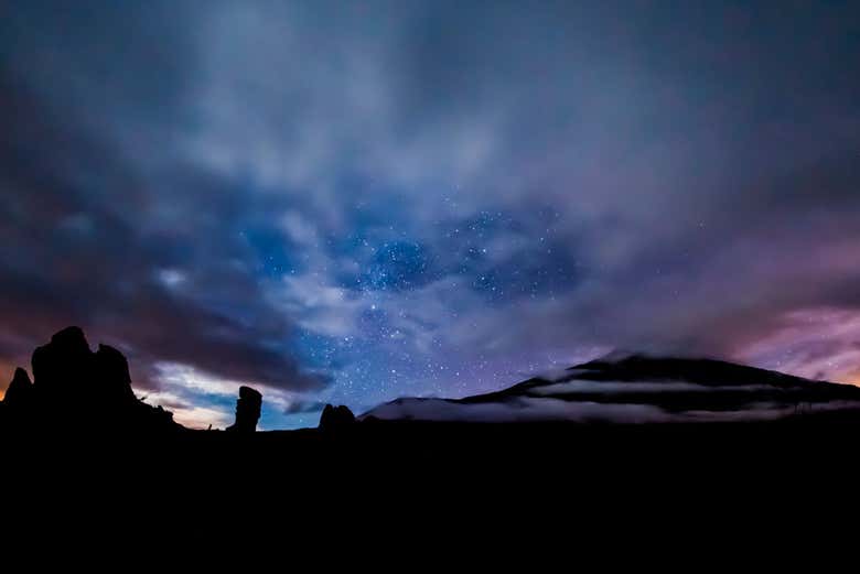 Vista noturna de Roques de García
