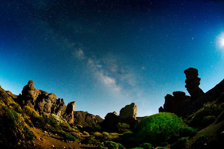 Voir le Teide dans la nuit