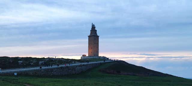 Free tour por el Parque Escultórico de la Torre de Hércules
