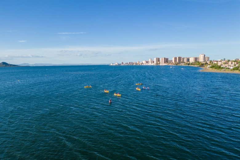 Recorreréis en kayak las tranquilas aguas del Mar Menor