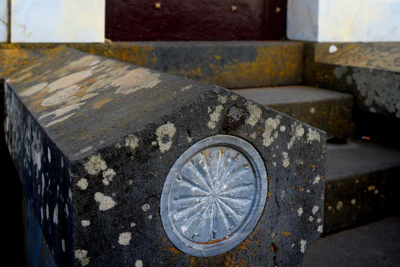 Descobrindo símbolos estranhos