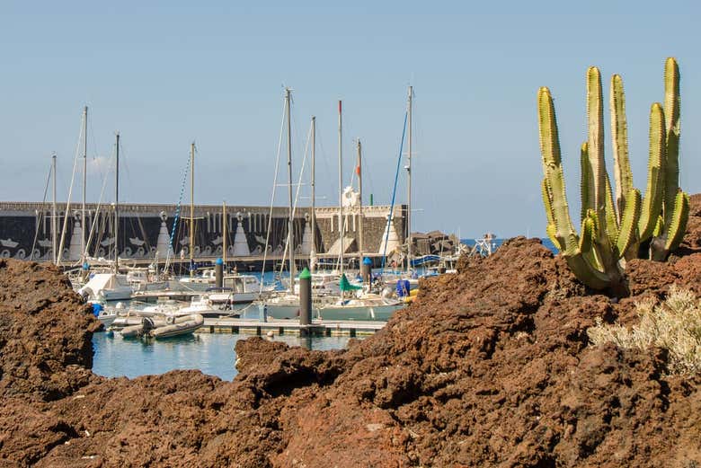 En el puerto de La Restinga