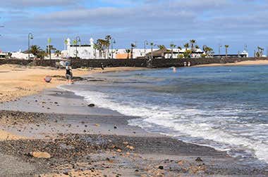 Playa de los Charcos