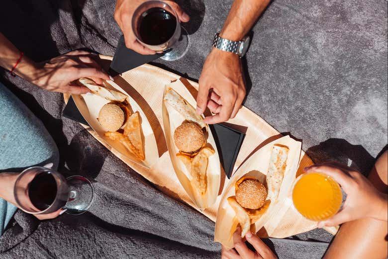 Aperitivo servido a bordo