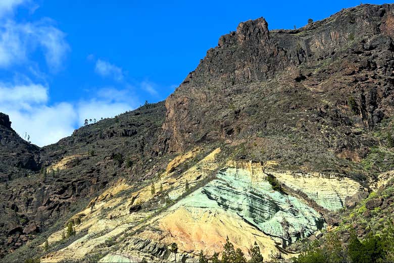 Los Azulejos de Veneguera