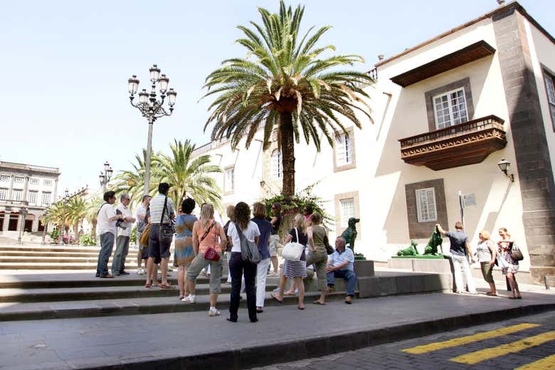Visita della Plaza de Santa Ana