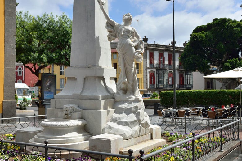 Monumento de Hurtado Mendoza