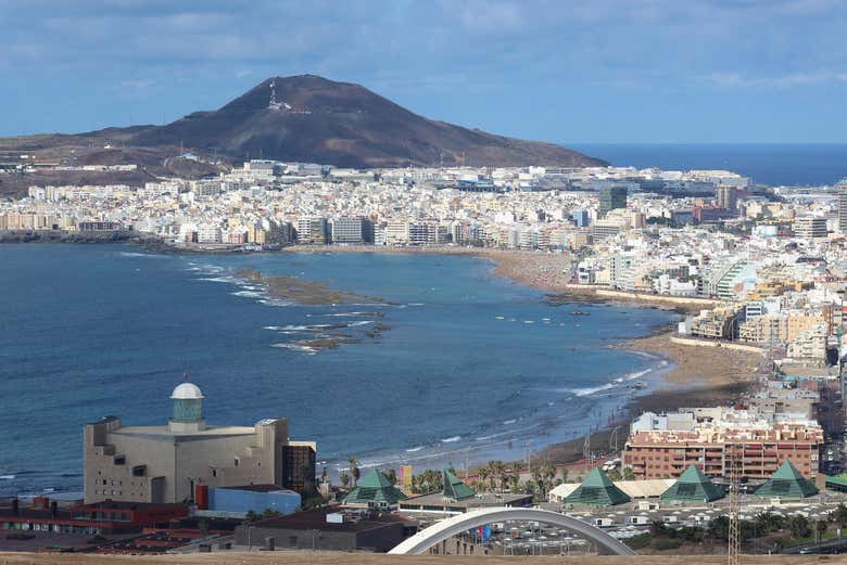 Vista aérea de la playa de Las Canteras