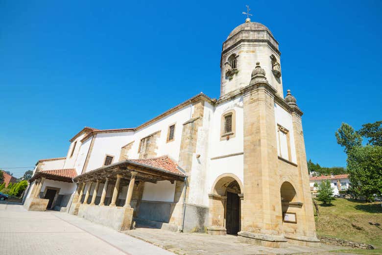 Iglesia de Lastres