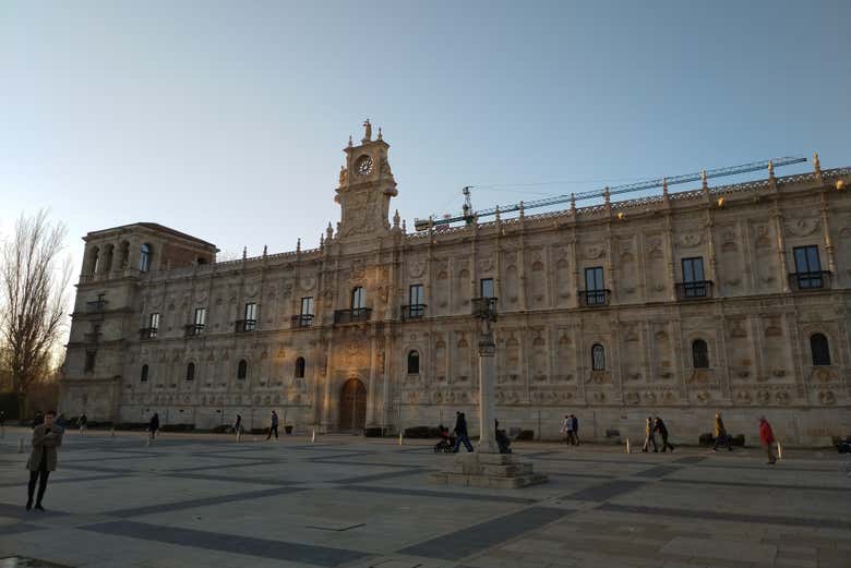 El convento de San Marcos es una joya de León