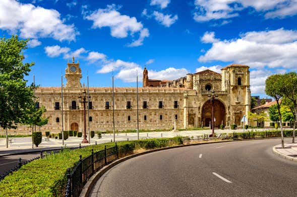 Visita guiada por el convento de San Marcos