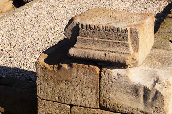 Visita guiada pelo sítio arqueológico de Cástulo
