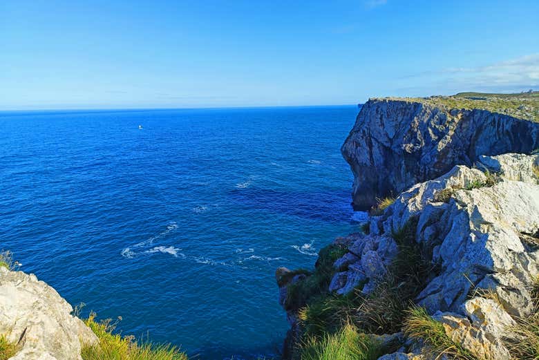 Vistas durante la ruta de senderismo por los Bufones de Pría