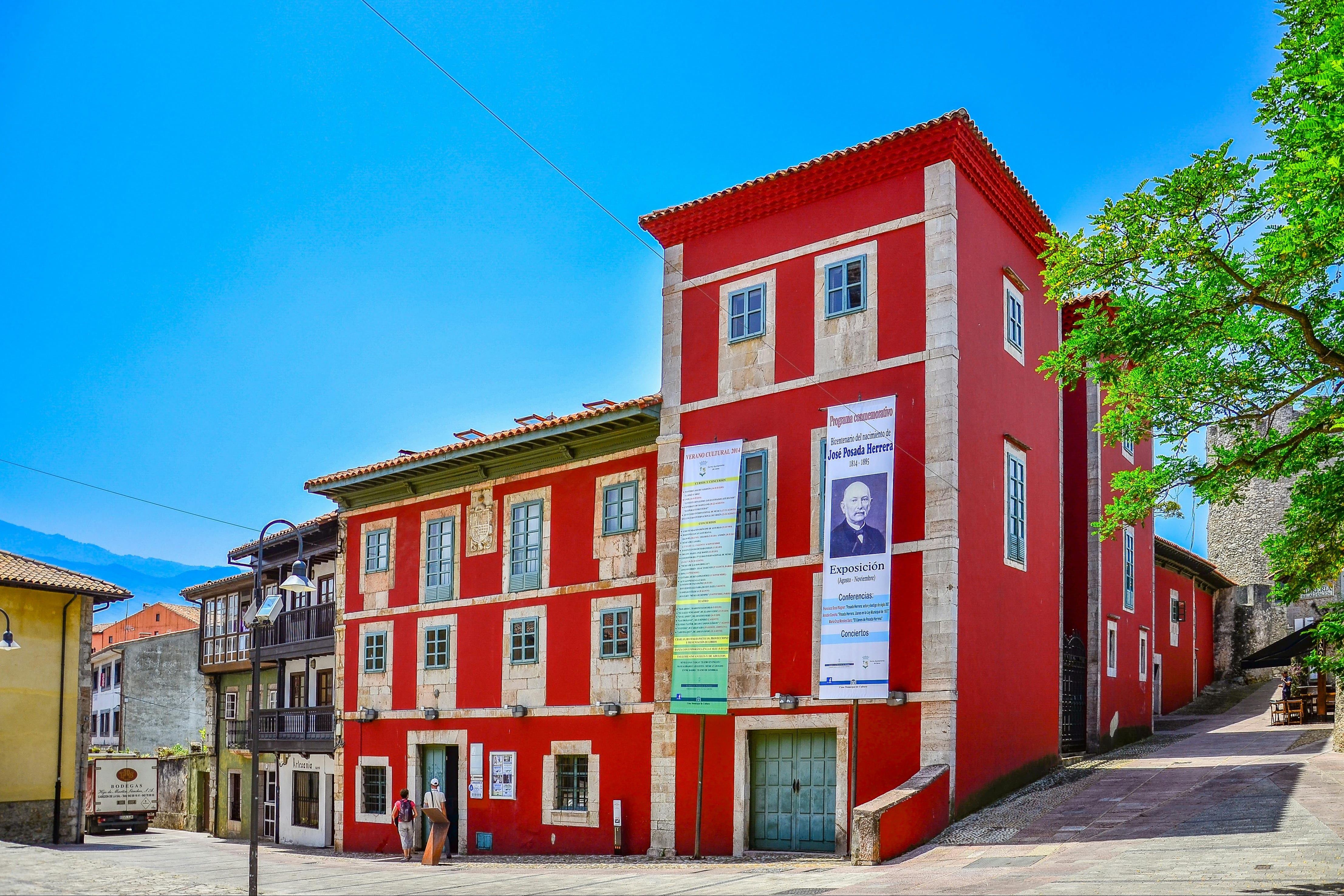 Casa de estilo indiano en Llanes