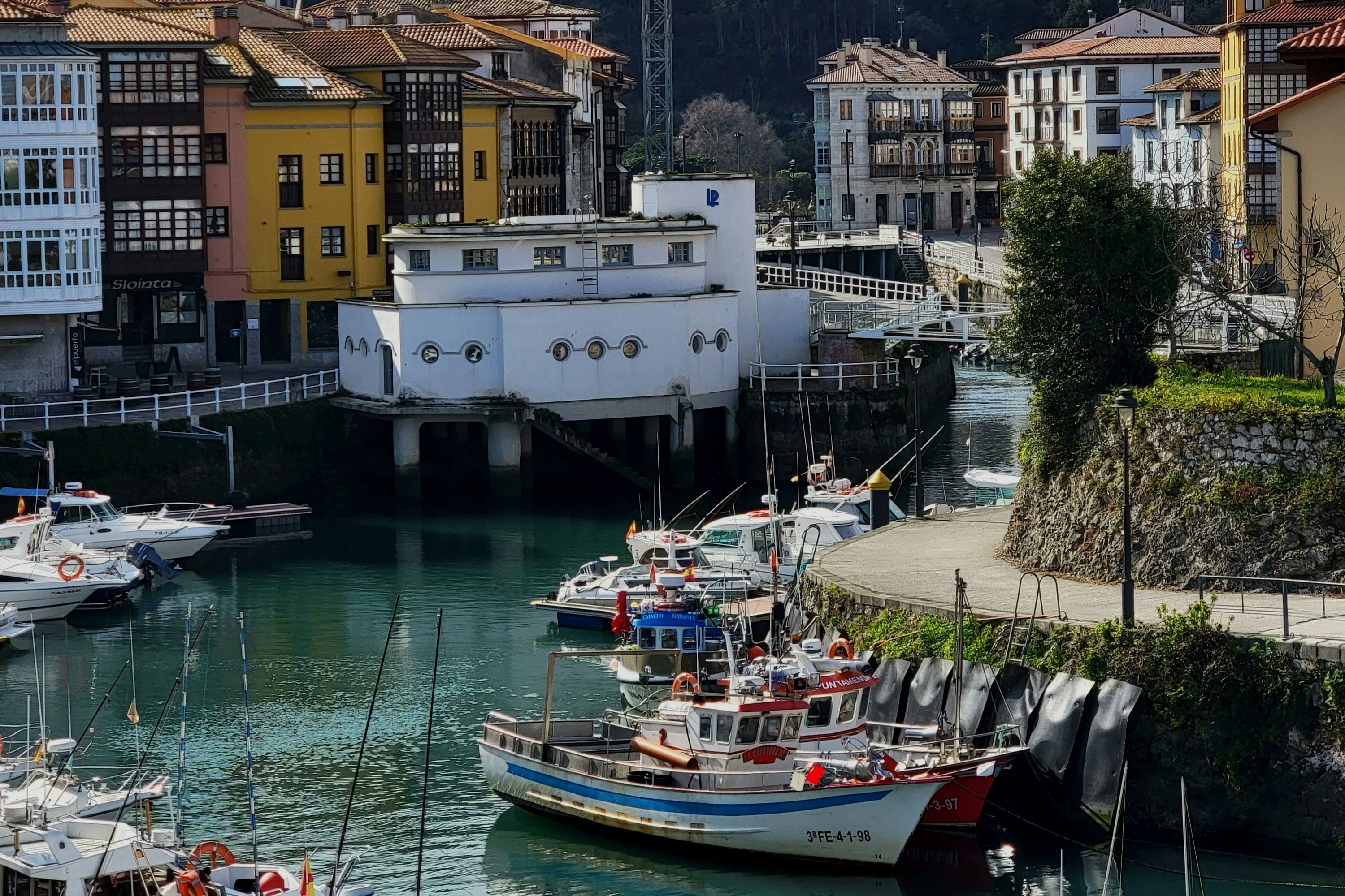 El puerto de Llanes