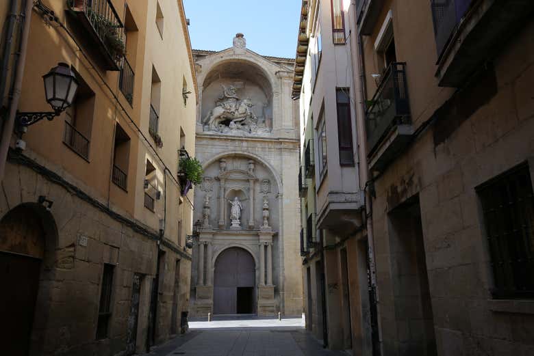 Façade de l'église Santiago el Real