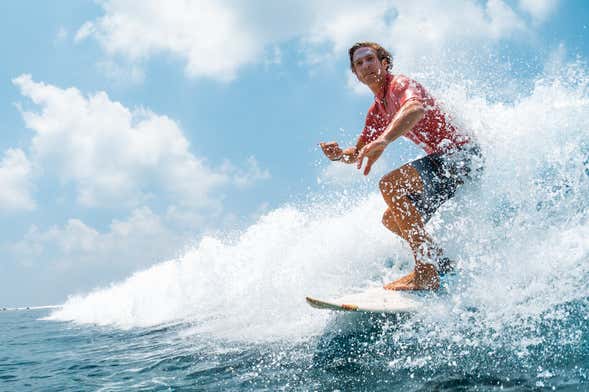 Curso de surf en Loredo