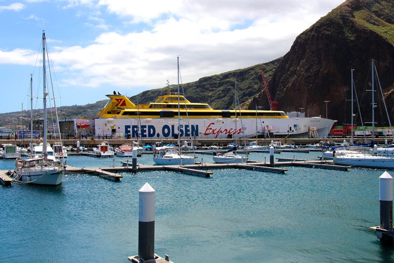 Le ferry entre Tenerife et La Gomera