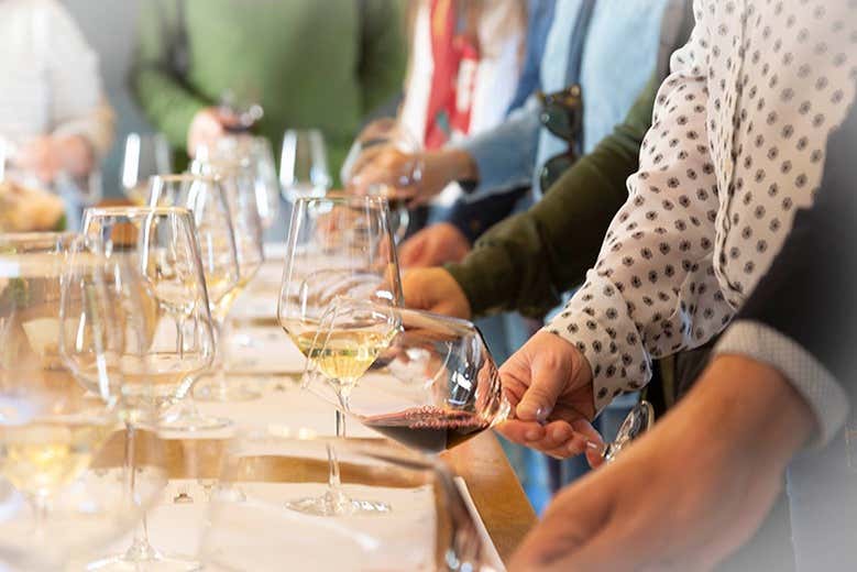 Realizando una cata de vinos