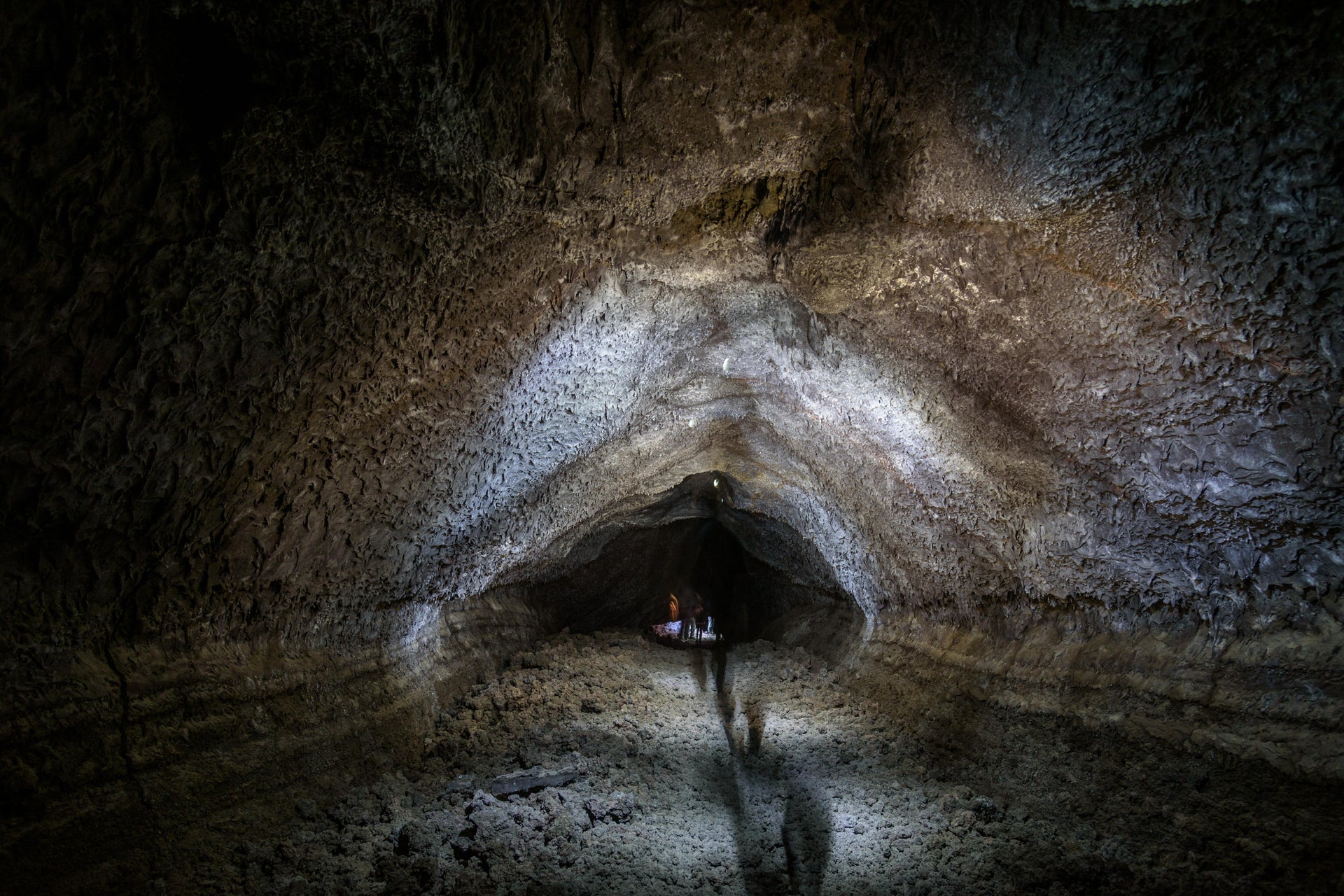 Espeleologia na Caverna de Las Palomas