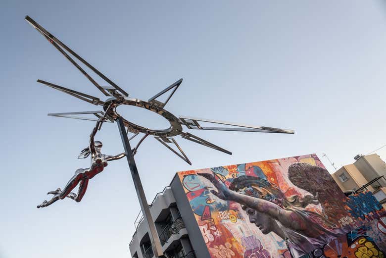 Una escultura en las calles de Los Llanos