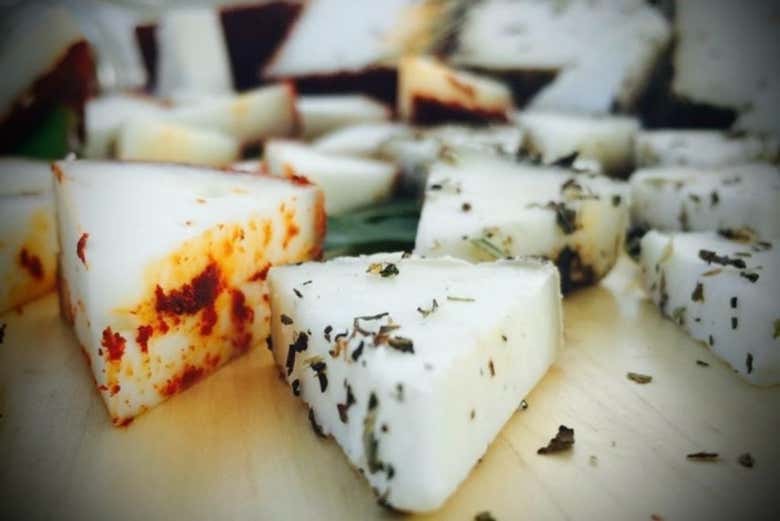 Conociendo diferentes tipos de quesos manchegos